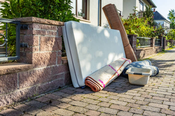 Best Garage Cleanout Services  in Roseau, MN